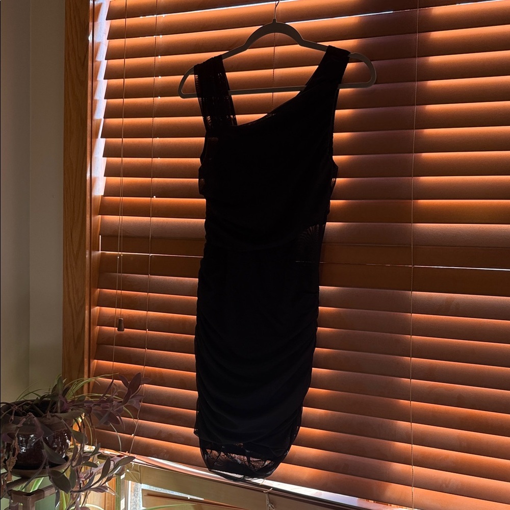 Cider One-Shoulder Black Ruched Cocktail Dress